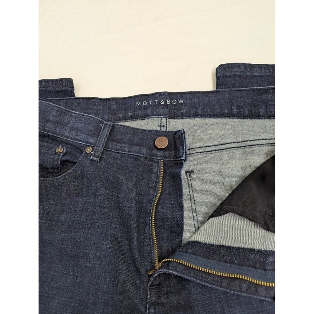 Mott & Bow women's W32 x L32 straight leg dark wash, 98% cotton jeans J9 - Picture 9 of 11